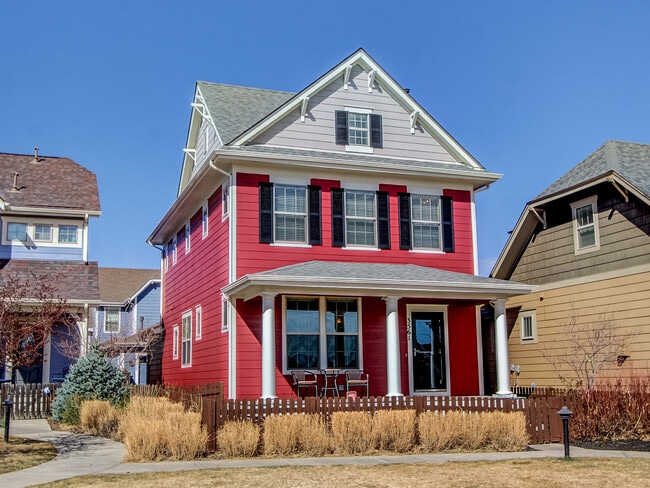 Building Photo - 3561 N Yosemite St