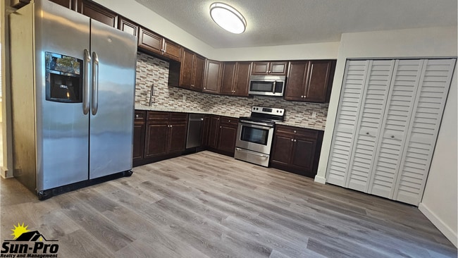 Photo - 5813 Spruce Creek Rd