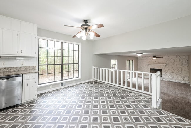 Photo - 6957 Cedar Hill Ct