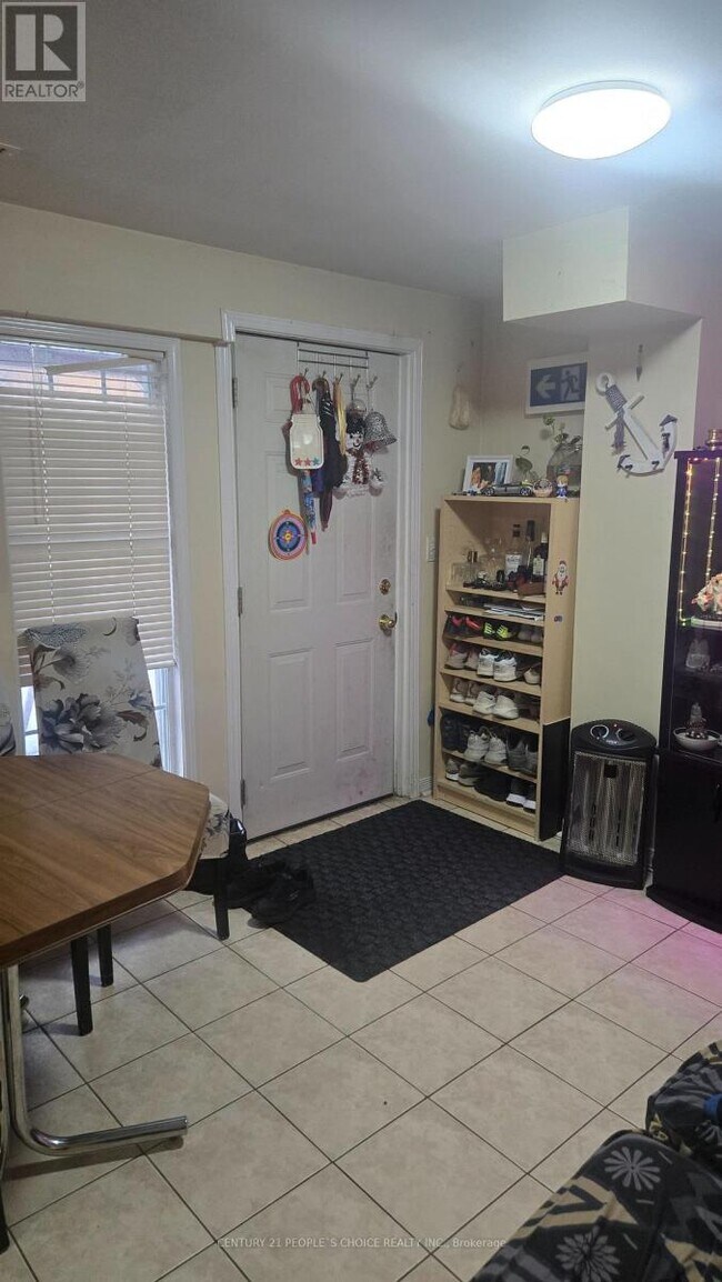 Photo - 68 Pennyroyal Crescent