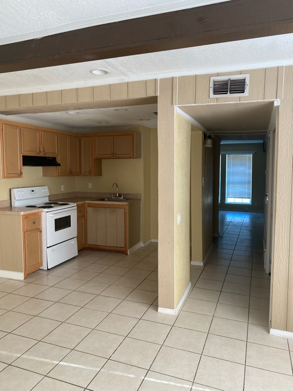 Photo - 6342 Walraven Cir