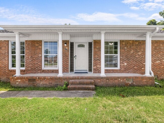 Photo - 103 Oakwood Ct