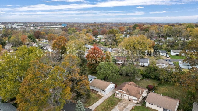 Photo - 125 Perthshire Rd