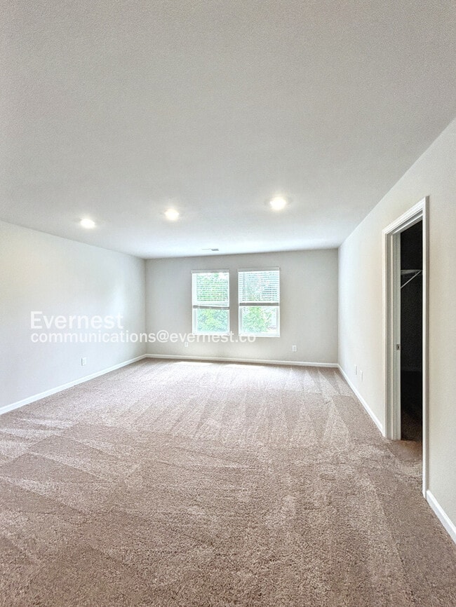 Photo - 2148 Willow Glen Dr