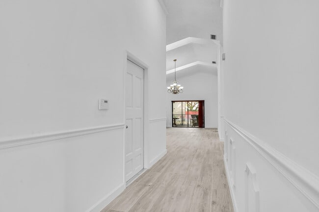 Photo - 7619 Silver Woods Ct