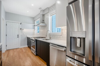 Photo - 27 Linden St Apartments Unit #3