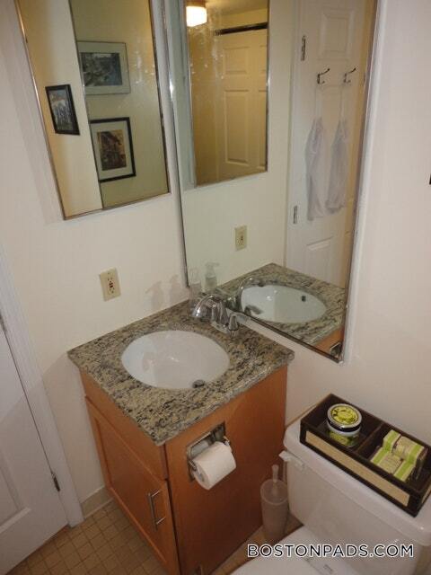 Photo - 345 Franklin St Unidad 407