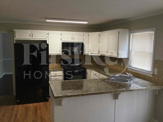 Photo - 138 Springfield Dr