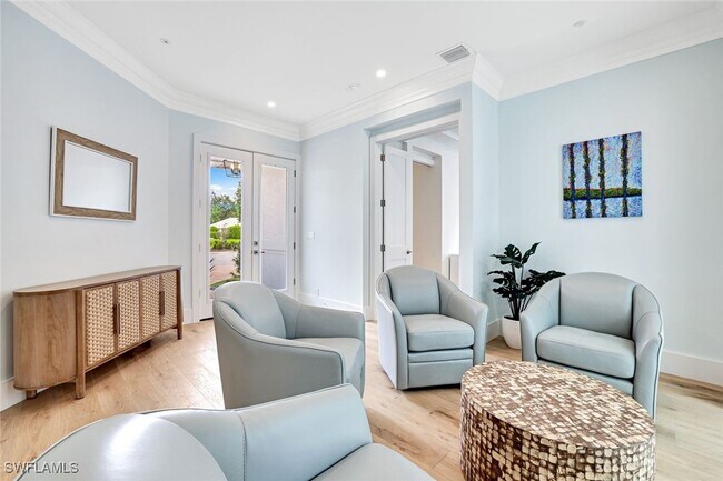 Photo - 2515 Royal Palm Ct