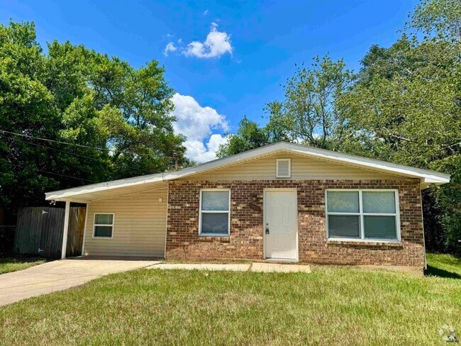Building Photo - 102 Varee Dr Rental