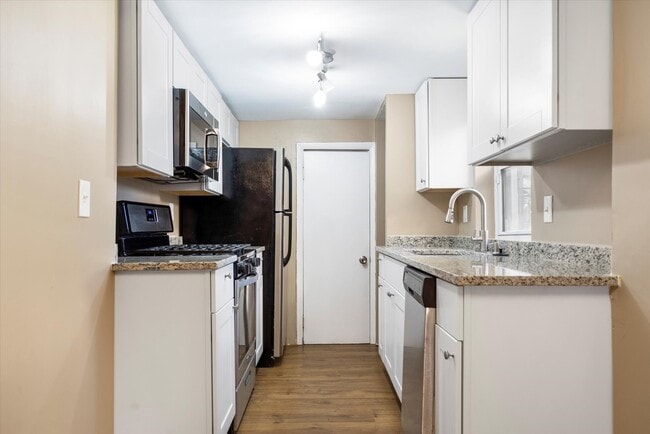 Photo - 424 S Eden St