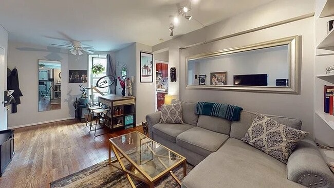 Photo - 340 E 58th St Unit 2E/F