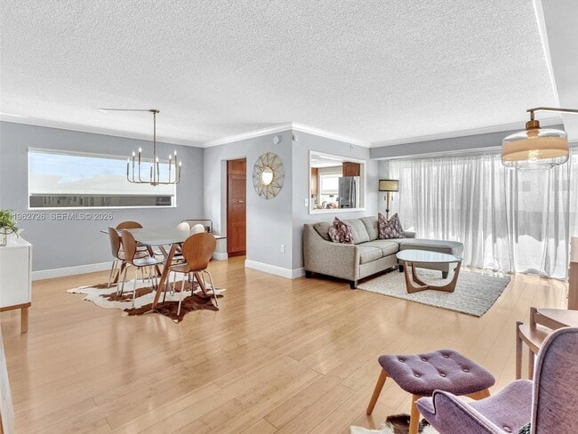 Photo - 1345 West Ave Unit 201