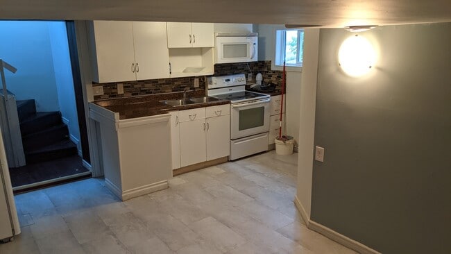 Photo - 821-821 St Matthews Ave Unit 3