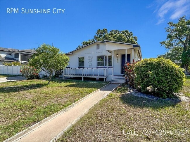 Photo - 2801 29th St N