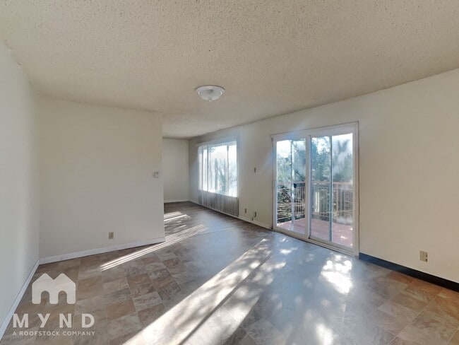 Photo - 3757 39th Ave Unit 4