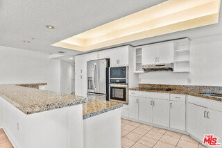 Photo - 13700 Marina Pointe Dr