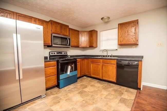 Photo - 2909 Selma Ave