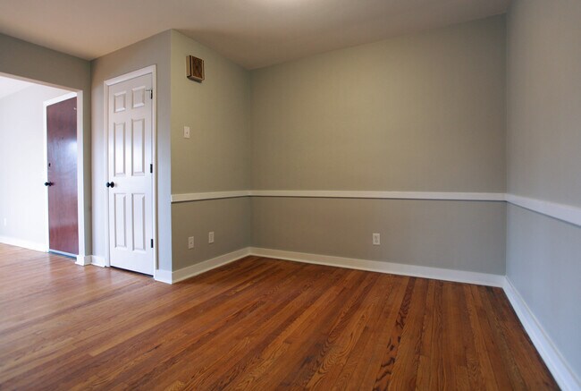 Dining room - 1201 S Midvale Blvd Unit C