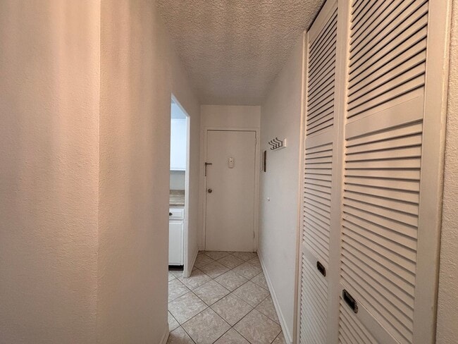 Photo - Available Now - 1 Bed 1 Bath Condo Home w/ Wall AC Unit - MileStone Real Estate Services