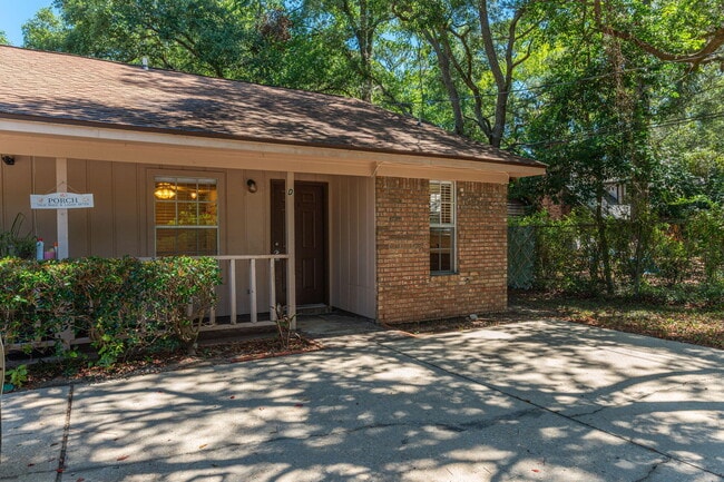 Photo - 4021 Valparaiso Blvd