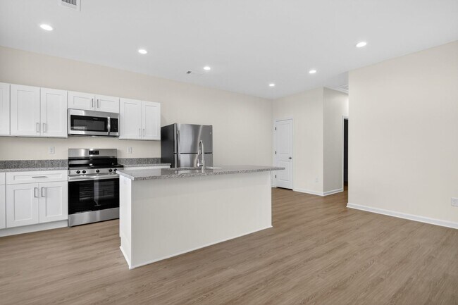 Photo - 3109 W 11th St Unit 3109 W 11th St - B