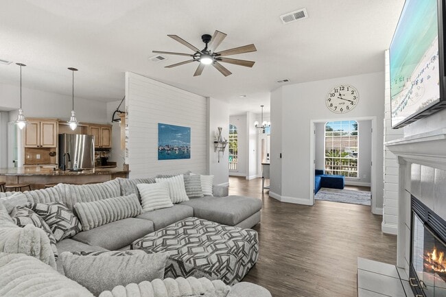 Photo - 329 Sailfish Cir