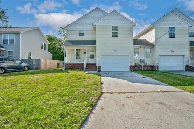 4 Bed 2.5 Bath Home In Portsmouth - 4 Bed 2.5 Bath Home In Portsmouth
