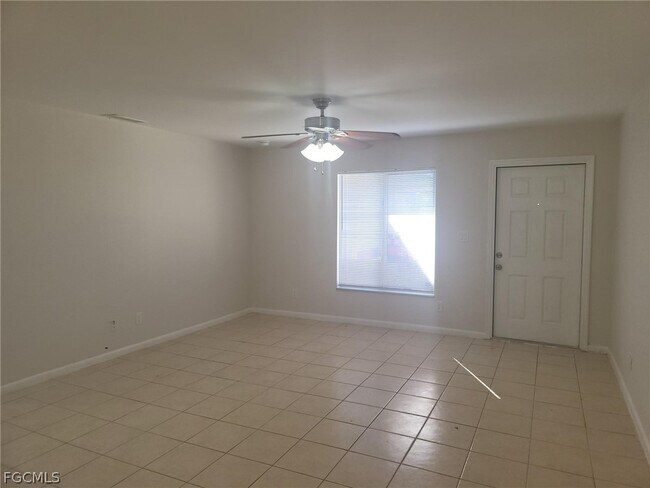 Photo - 1727 SE 15th Pl