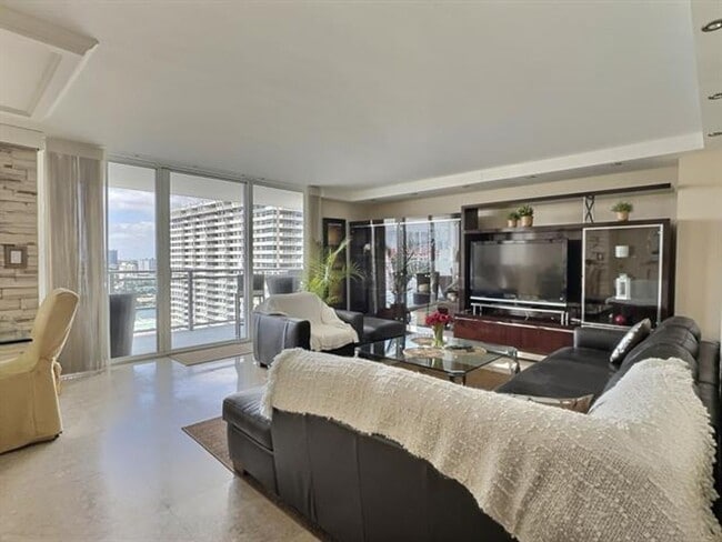 Photo - 2030 S Ocean Dr Apartamento Unidad 2030 S Ocean Dr  1626