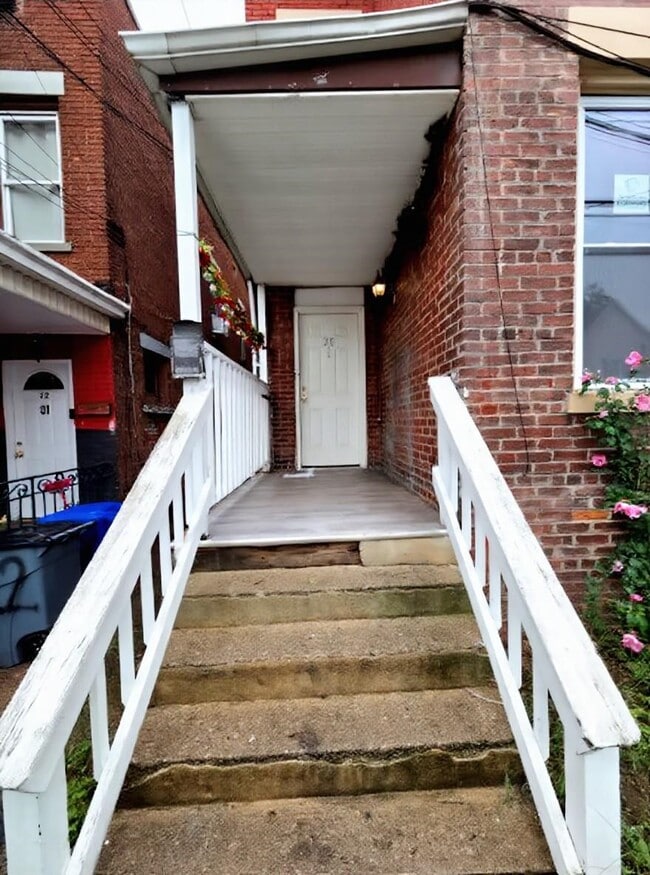 Photo - 20 N 7th St Unit 1st flr