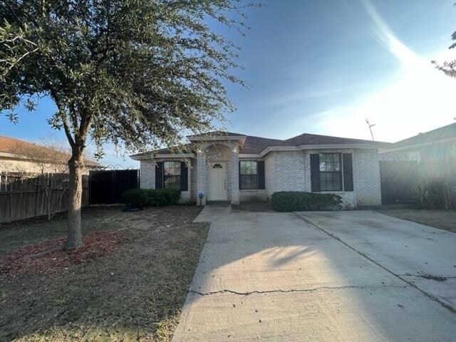 Photo - 4103 Marla Dr House