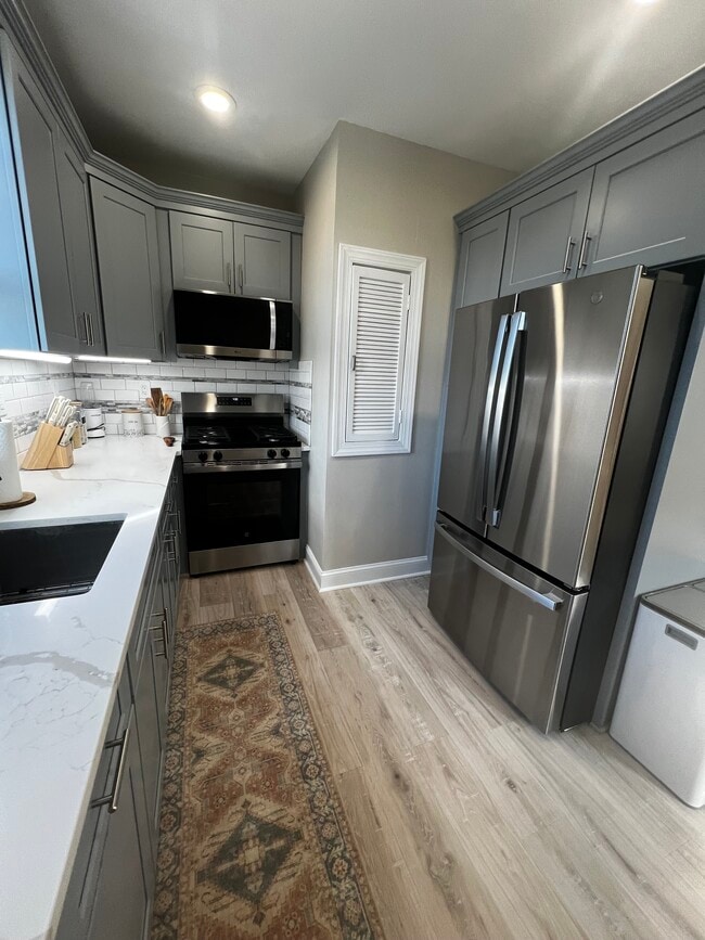 Photo - 52 Krakow St