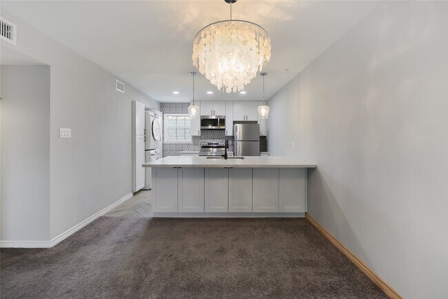 Photo - 9015 Gaylord Dr Unidad 62