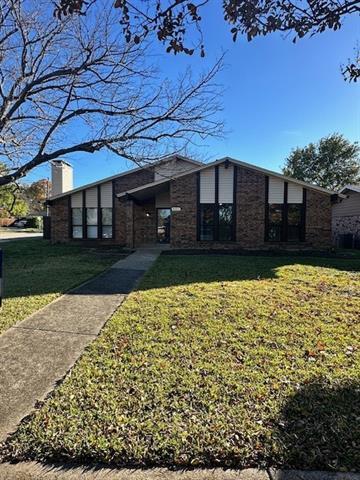 Photo - 401 Willow Way