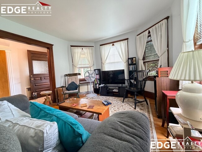 Photo - 241 Boylston St