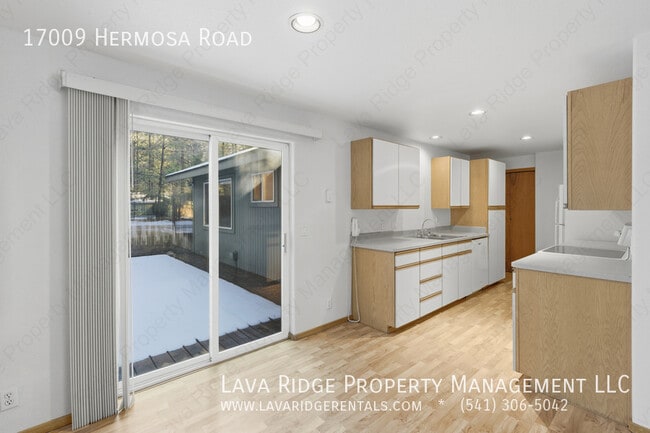 Photo - 17009 Hermosa Rd