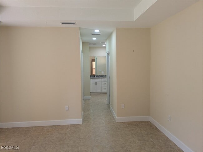 Building Photo - 1034 Chauncey Ave Rental