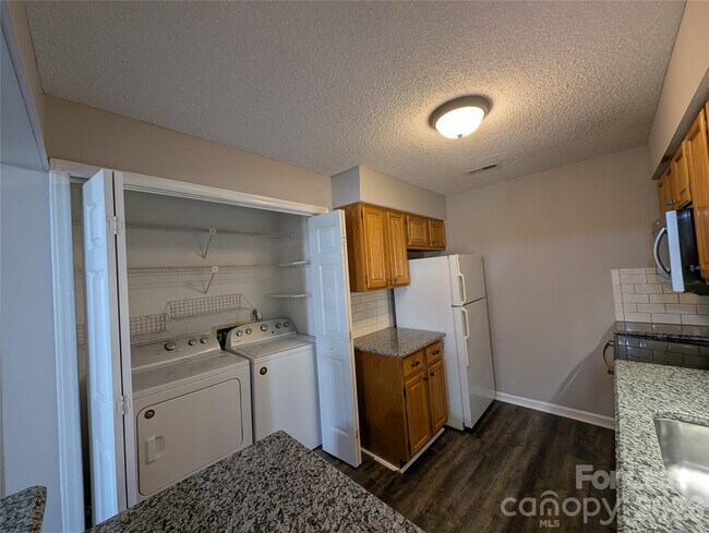 5001 Sharon Rd Unit K
