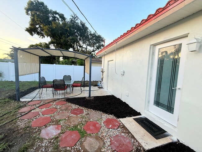 Photo - 1500 77th St N