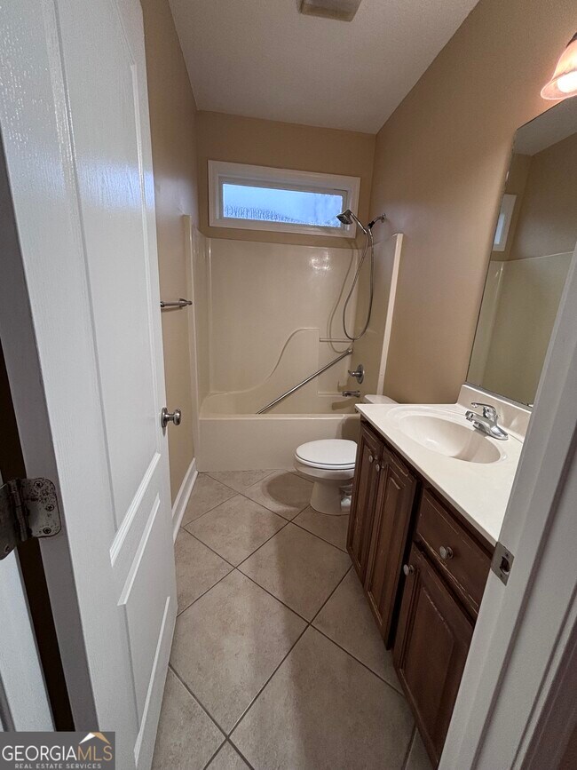 Photo - 455 Eagle Blvd