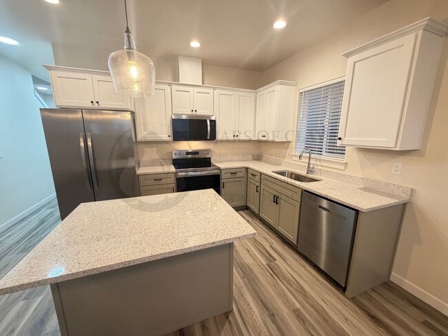 Photo - Welcome to your New Home- Brand New Unit- Be the First to live in it!!