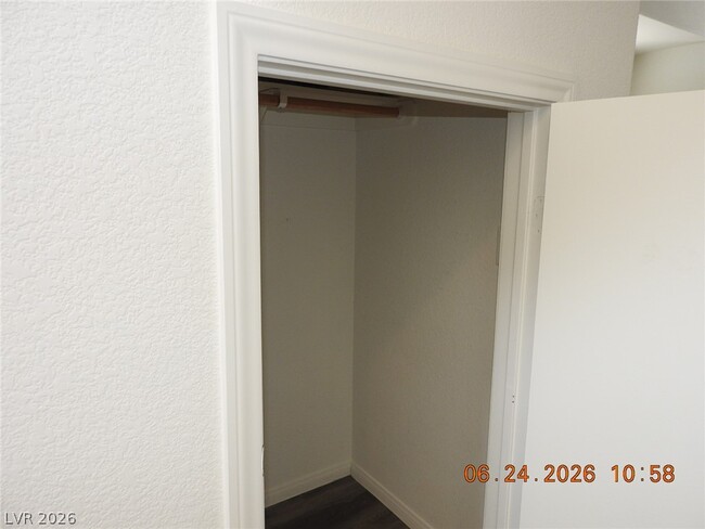 Photo - 521 W Dolphin Peak Ct