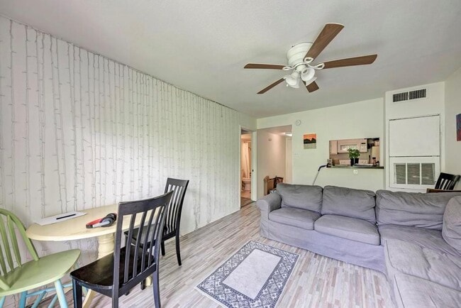 Photo - 710 E Dean Keeton St Unit 204