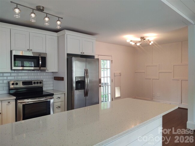 Photo - 5121 Kistler Ave