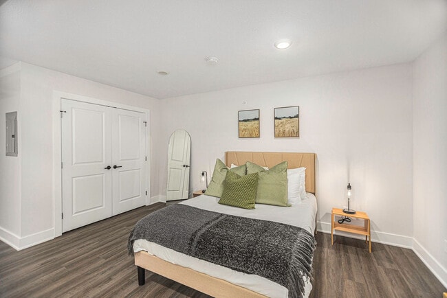 Photo - 1562 Michigan St NE Unit ID1346761P