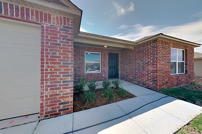 Photo - Very Nice 4 Bedroom 2 Bath in El Reno Schools