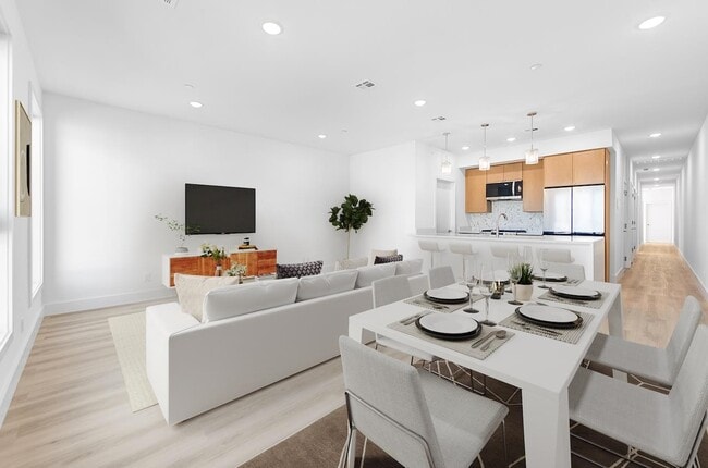 Building Photo - 135 44th St Unit 1