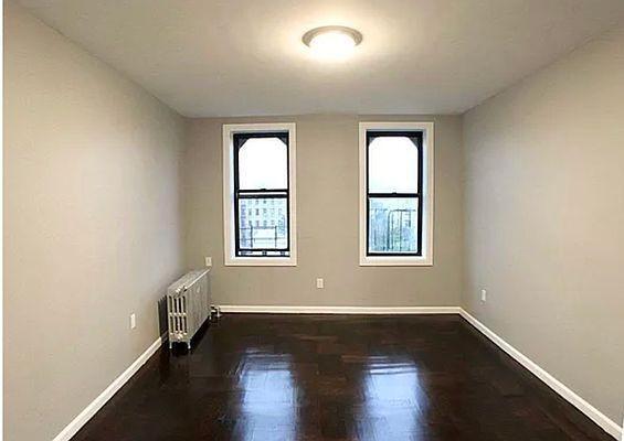 Photo - 3 bedroom in BRONX NY 10452 Condo Unit 1