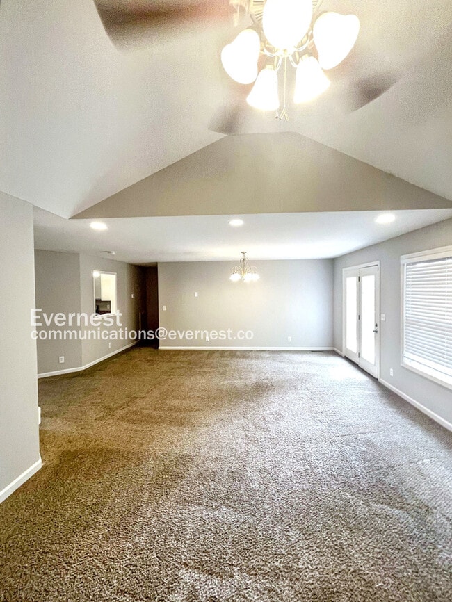 Photo - 3740 N Jot Dr